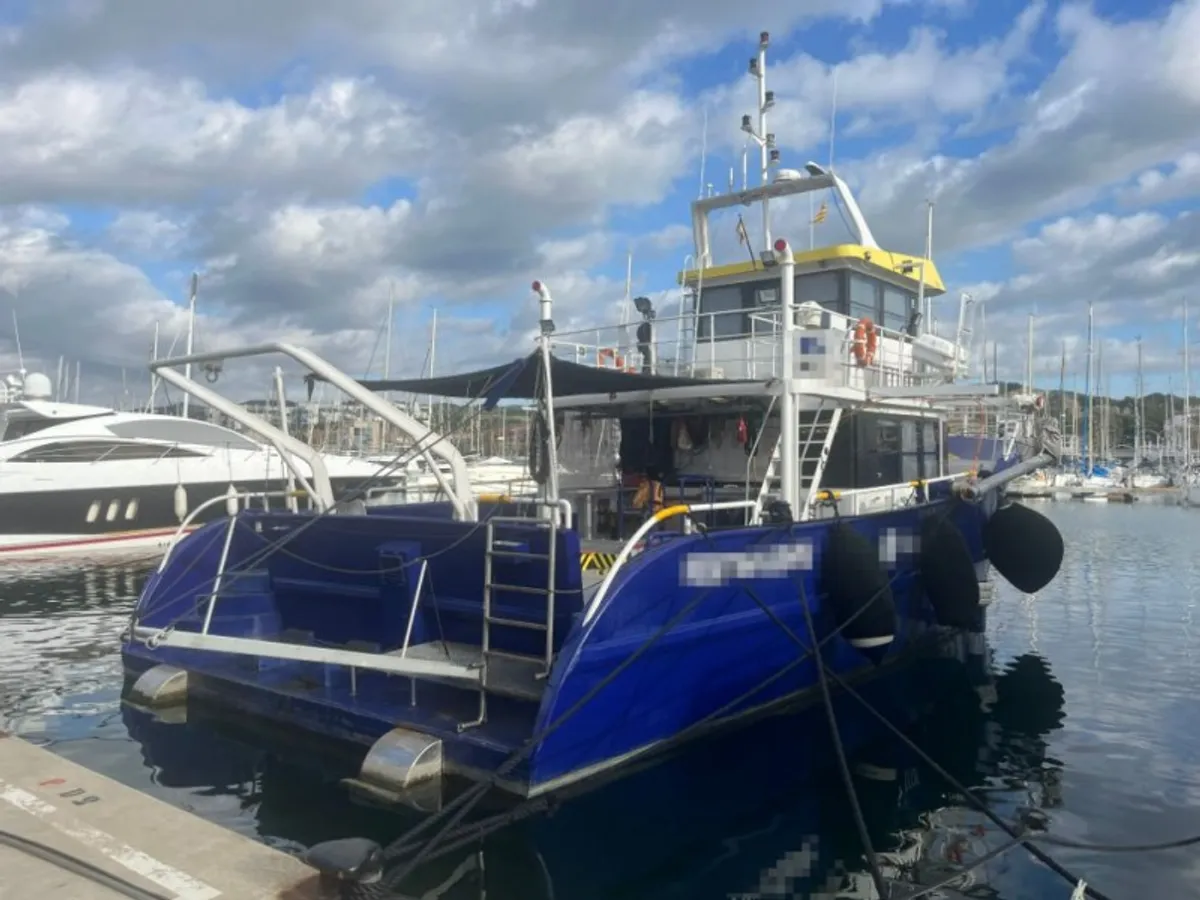 Nave da rilevamento in vendita