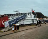 Nave da rilevamento in vendita