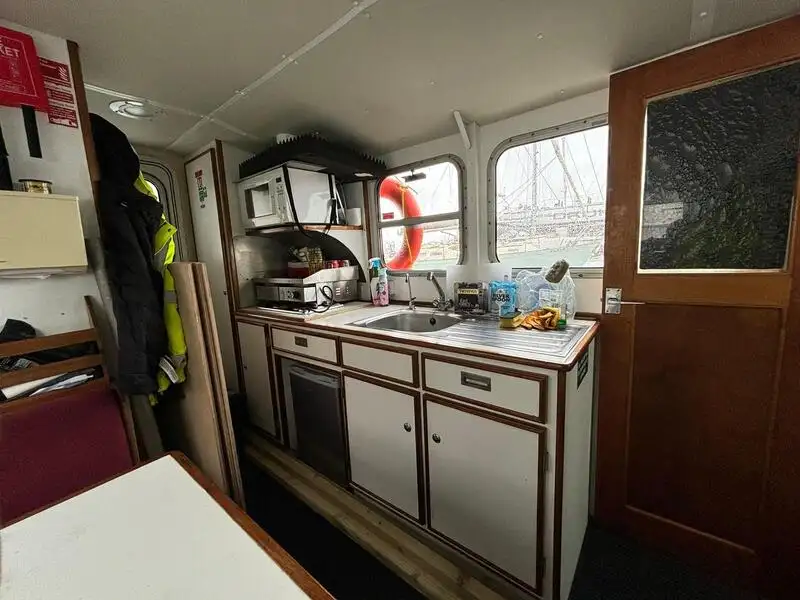 Nave da rilevamento in vendita