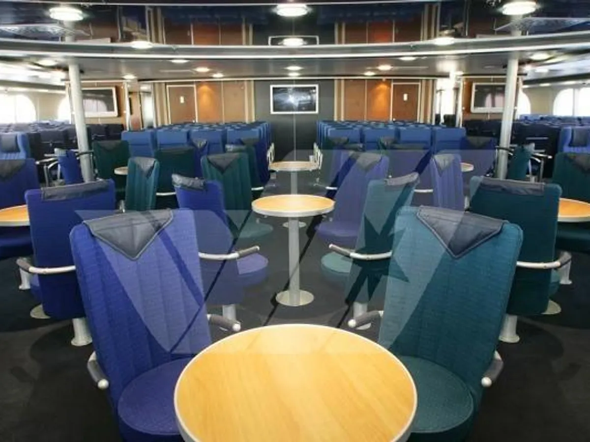Nave RoPax in vendita