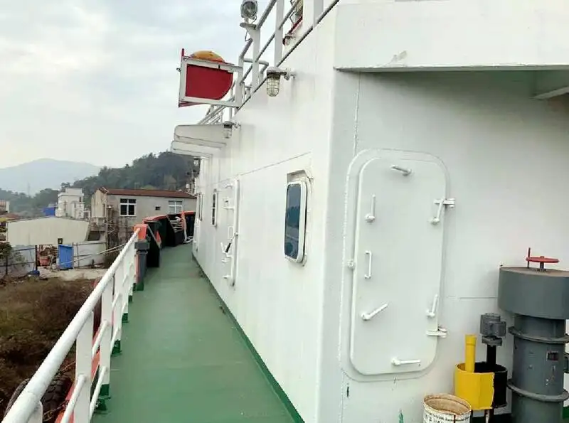 Nave di supporto in vendita