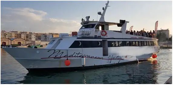 Nave passeggeri in vendita
