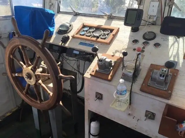 Nave da sbarco, con serbatoi in vendita