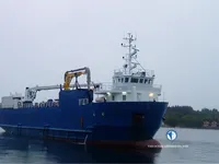 Nave refrigerata in vendita