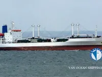 Nave refrigerata in vendita
