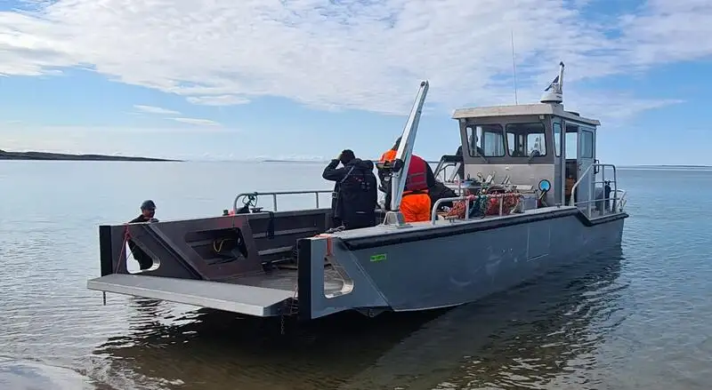 Nave da sbarco, con serbatoi in vendita