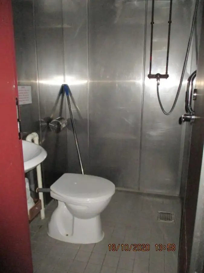 Nave refrigerata in vendita