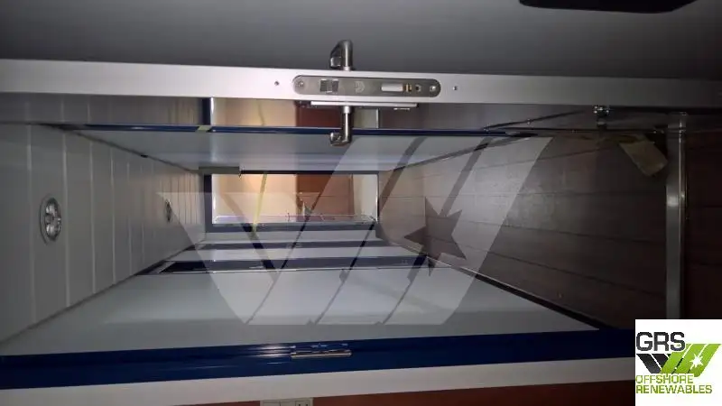 Nave da rilevamento in vendita