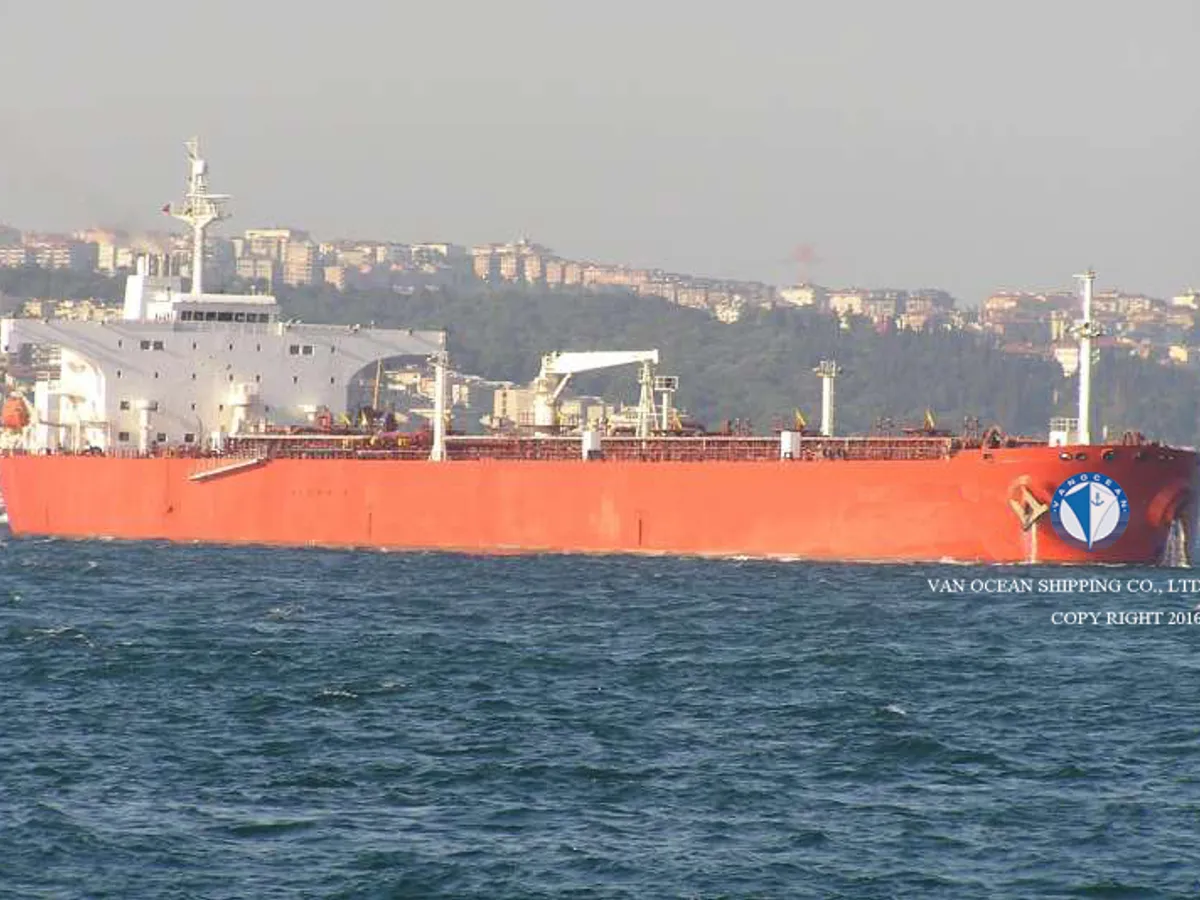 Petroliera/Chimichiera in vendita
