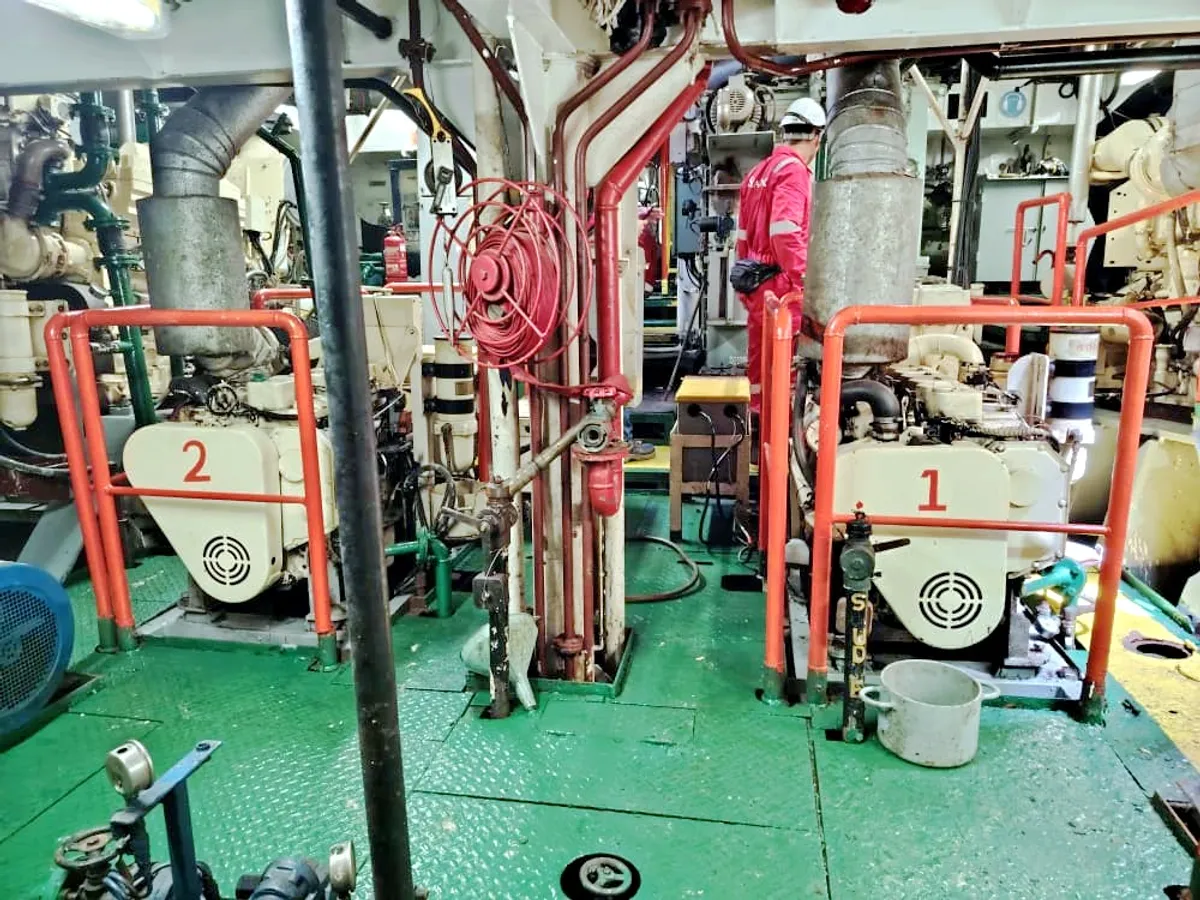 Nave da sbarco, con serbatoi in vendita