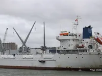 Nave refrigerata in vendita