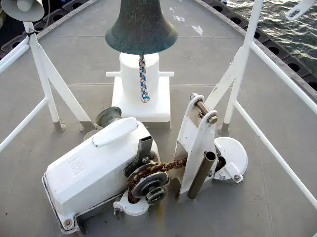 Nave da rilevamento in vendita