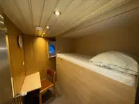 Nave di supporto in vendita