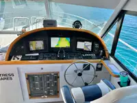 Nave da ricerca in vendita