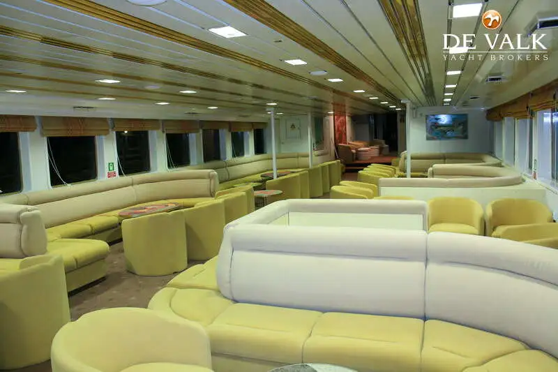 Nave traghetto in vendita
