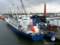 Nave refrigerata in vendita