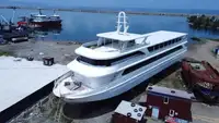 Nave passeggeri in vendita