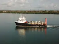 Nave di rifornimento veloce (FSV) in vendita