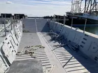 Nave da sbarco, con serbatoi in vendita