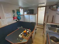 Nave di supporto in vendita