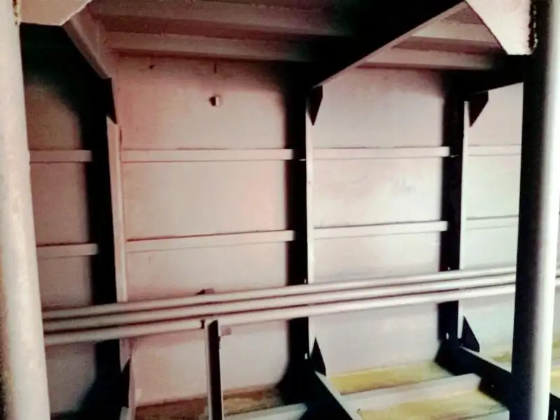 Nave da sbarco, con serbatoi in vendita