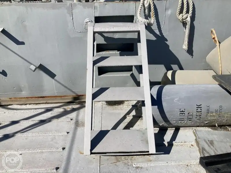 Nave da sbarco, con serbatoi in vendita