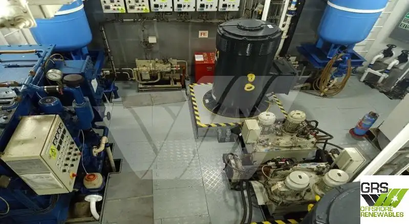 Nave di supporto in vendita