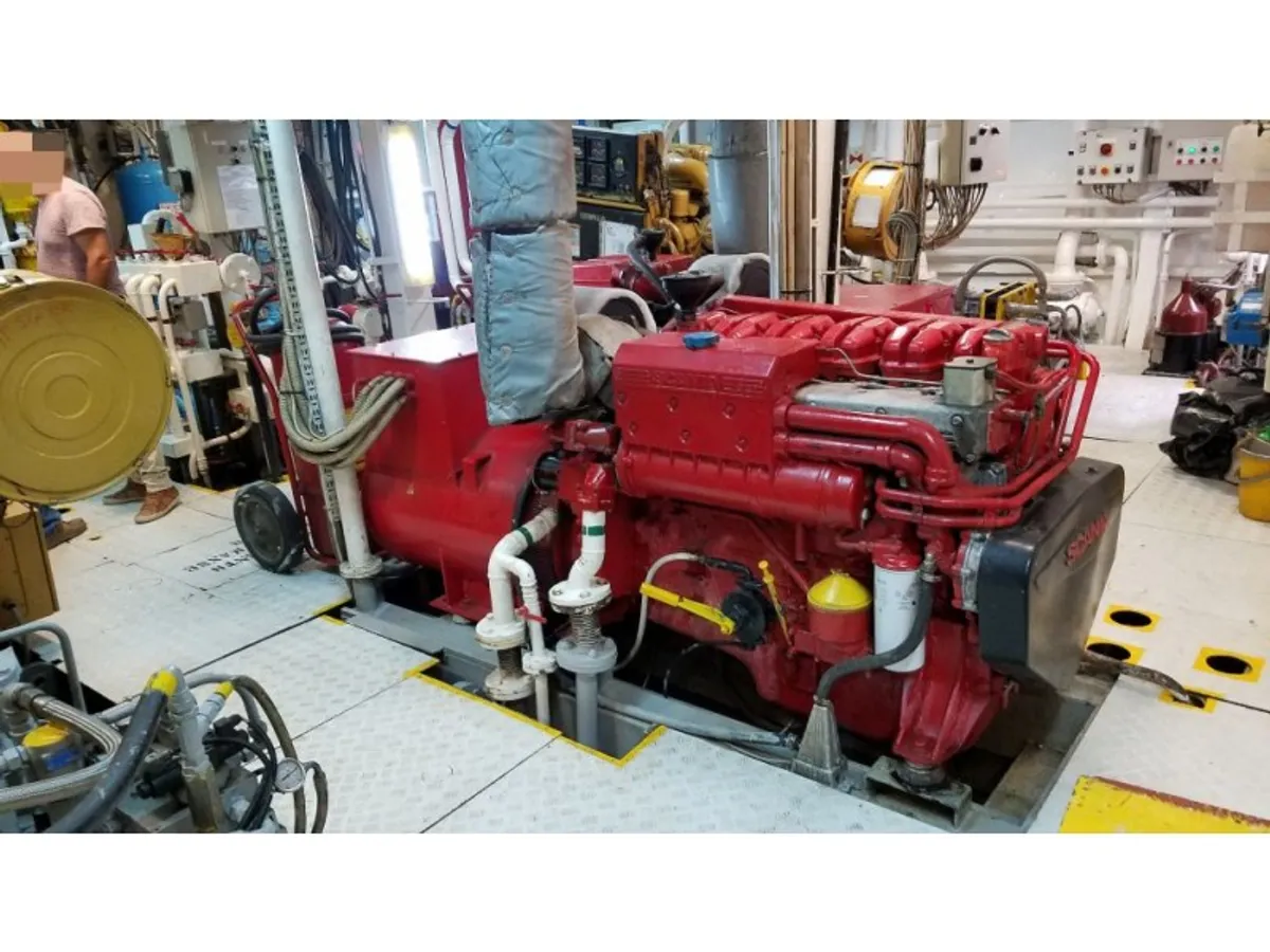 Nave da ricerca in vendita