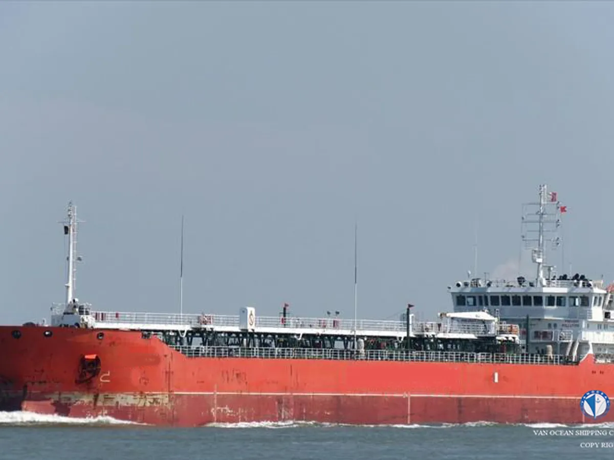 Petroliera/Chimichiera in vendita