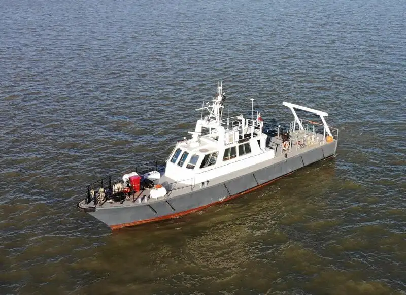 Nave da rilevamento in vendita