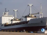 Nave refrigerata in vendita