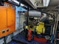 Nave di supporto in vendita