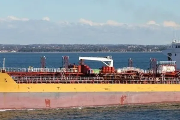 Oil/Chemical tanker for sale