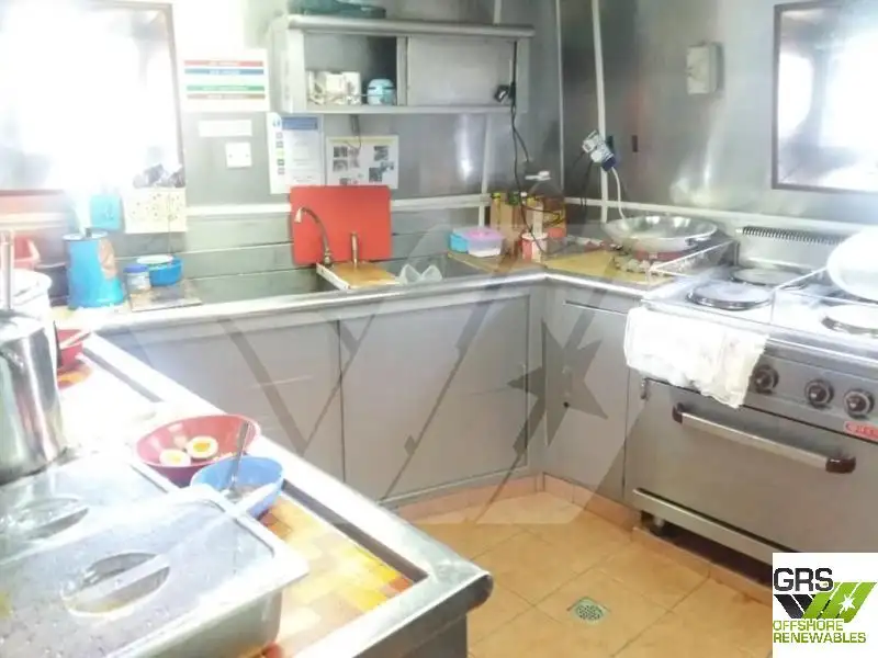 Nave da sbarco, con serbatoi in vendita