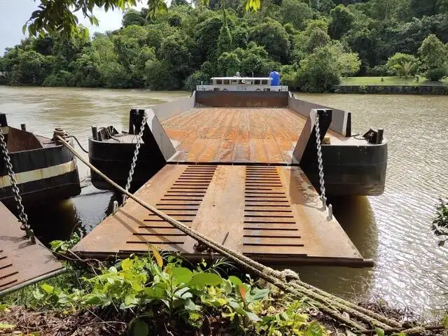 Nave da sbarco, con serbatoi in vendita