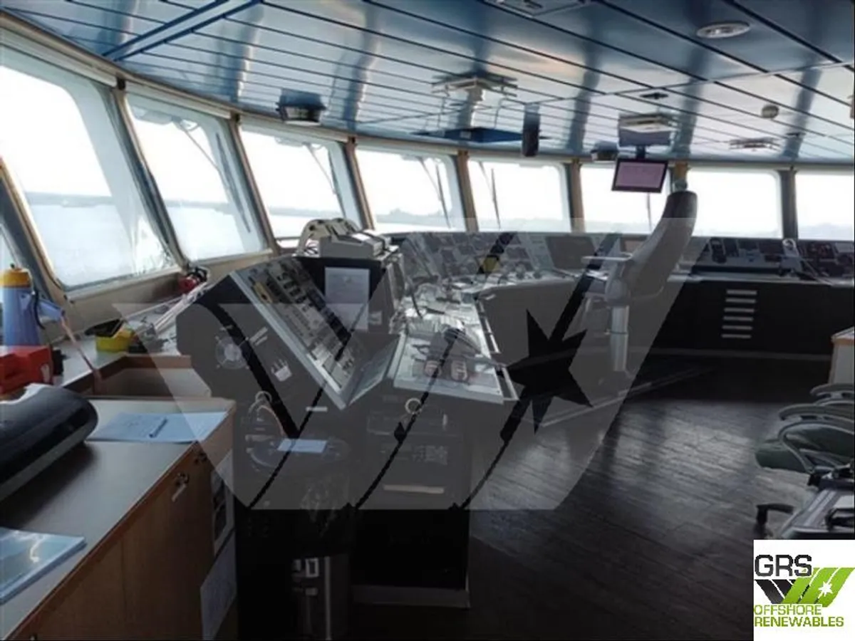 Nave di supporto in vendita