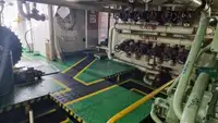 Nave di supporto in vendita