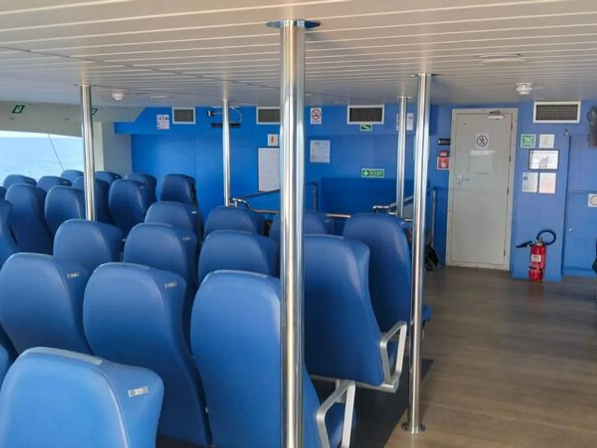 Nave traghetto in vendita