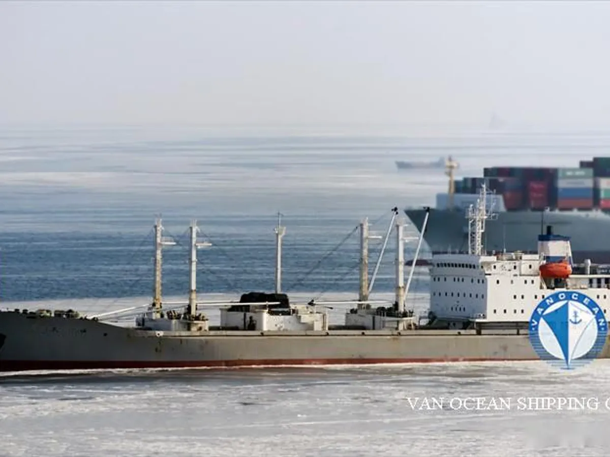 Nave refrigerata in vendita