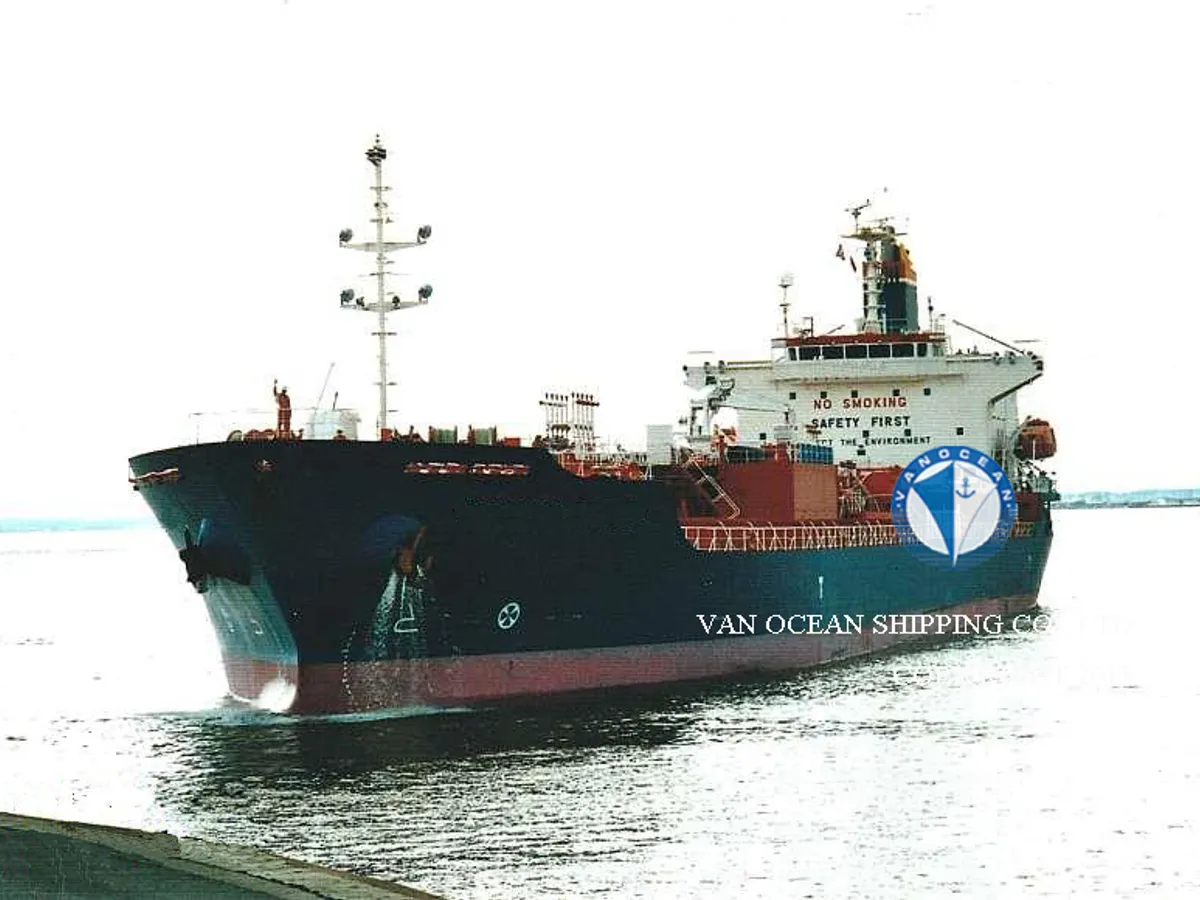 Petroliera/Chimichiera in vendita