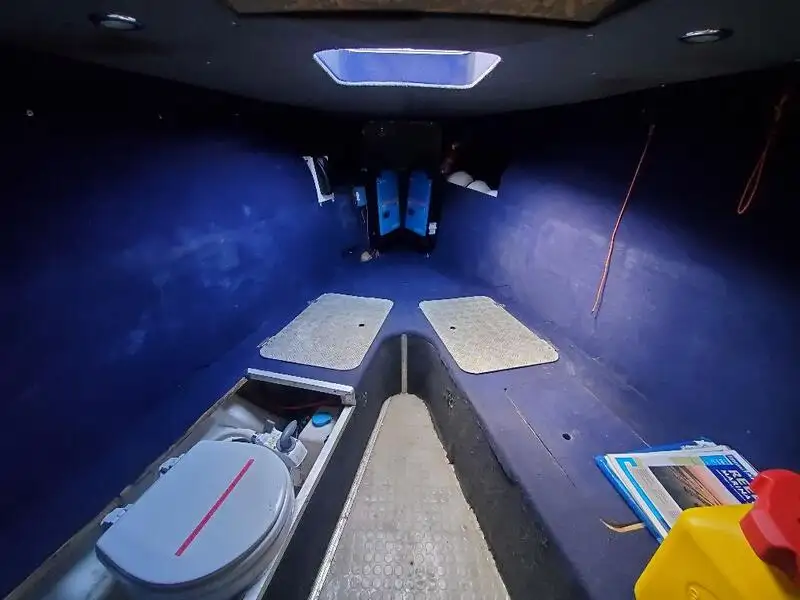 Nave da rilevamento in vendita