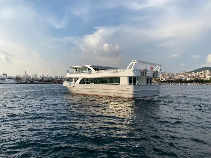 Nave passeggeri in vendita