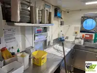Nave di supporto in vendita