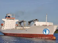 Nave refrigerata in vendita