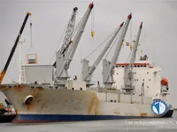 Nave refrigerata in vendita