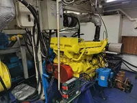 Nave di supporto in vendita