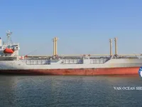 Nave refrigerata in vendita