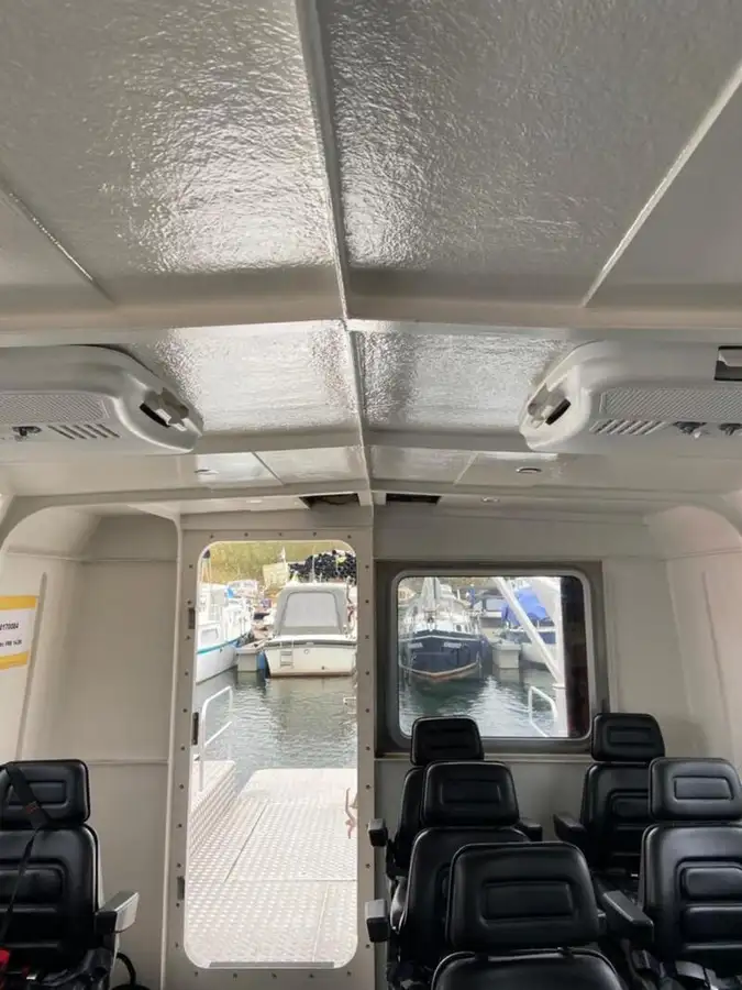 Nave di soccorso in vendita