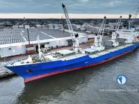 Nave refrigerata in vendita