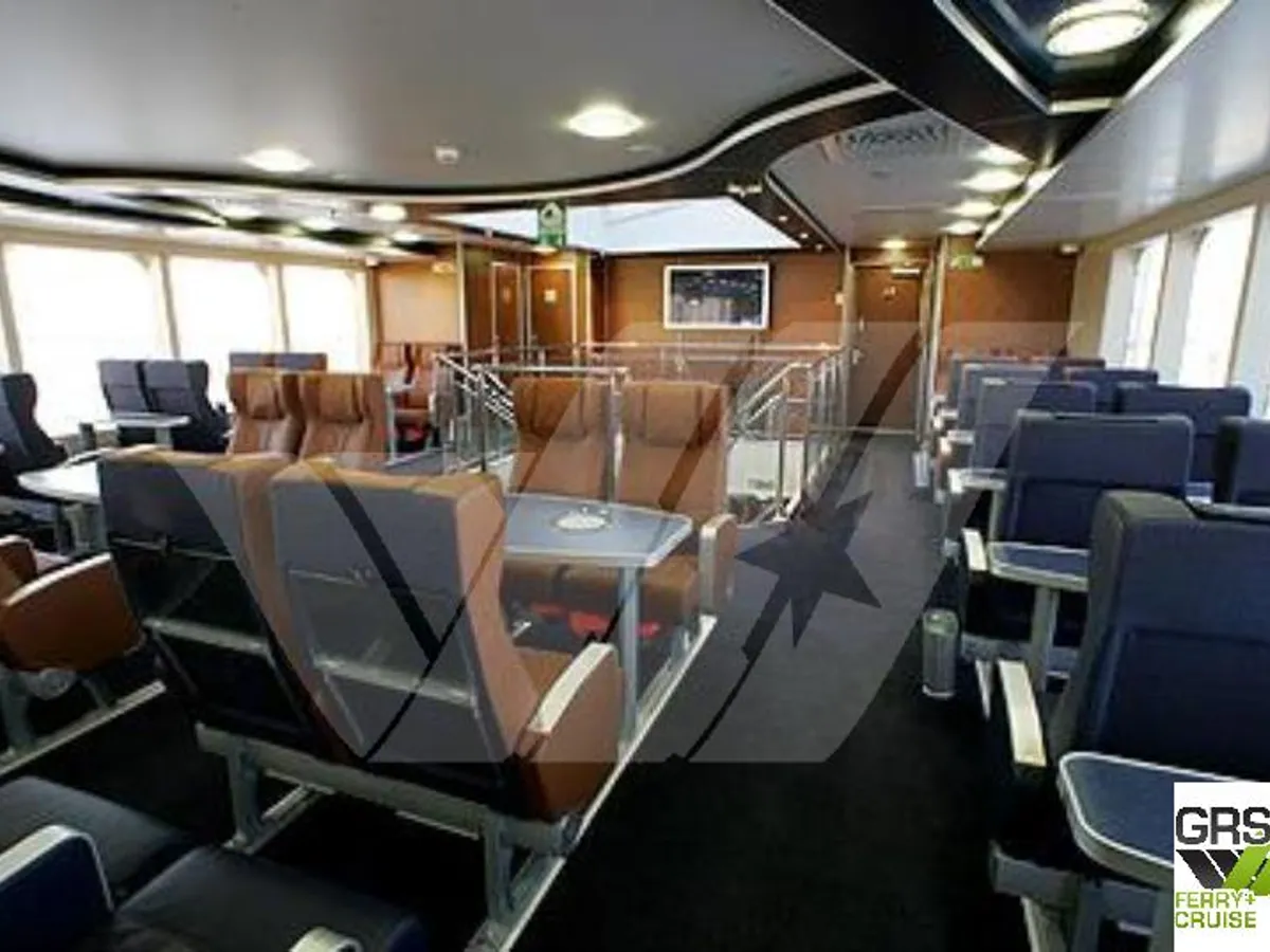 Nave RoPax in vendita